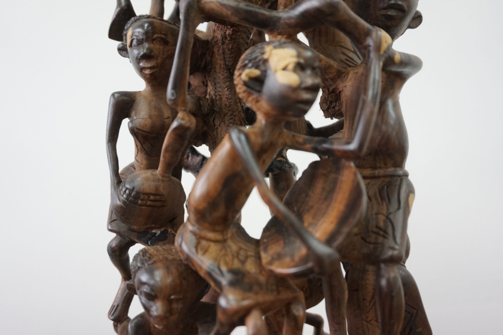 Ebony Tribal Makonde Sculpture – Luxury Hand-Carved Wood Art for Dubai Interiors