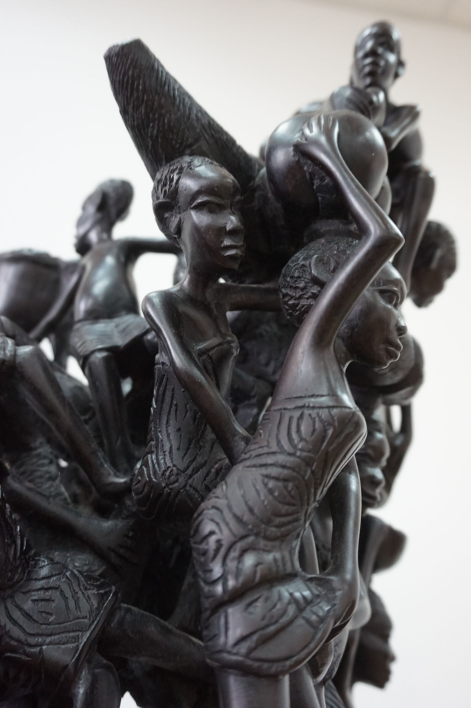 Makonde Decorative Ebony Sculpture – Luxury Hand-Carved Tribal Art for Dubai Interiors