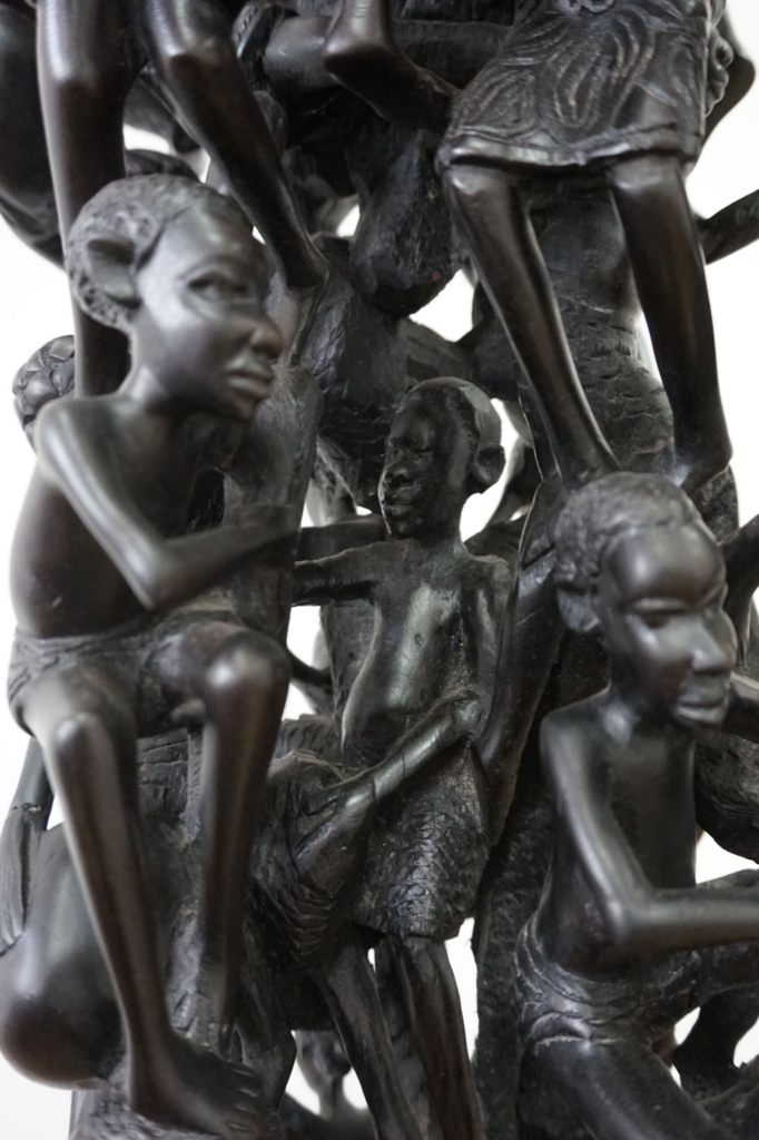 Makonde Decorative Ebony Sculpture – Luxury Hand-Carved Tribal Art for Dubai Interiors