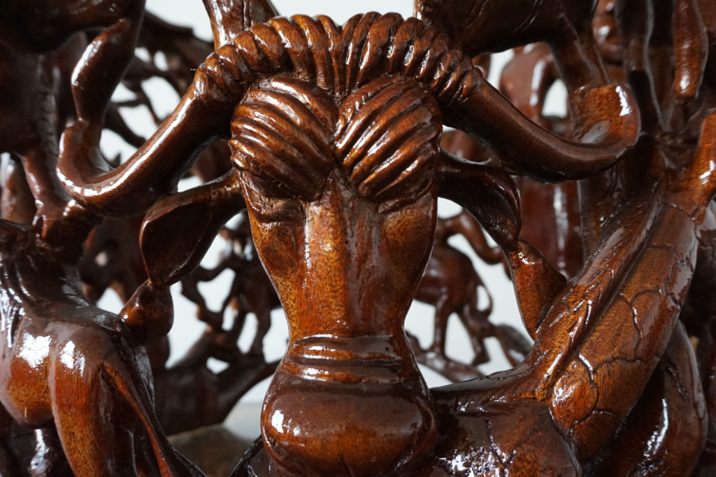 Animal Carving Style Sculpture – Hand-Carved African Wildlife Art for Luxury Dubai