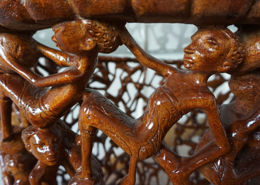 Makonde Hand-Carved Coffee Table – Luxury Ebony Tribal Art for Dubai Interiors