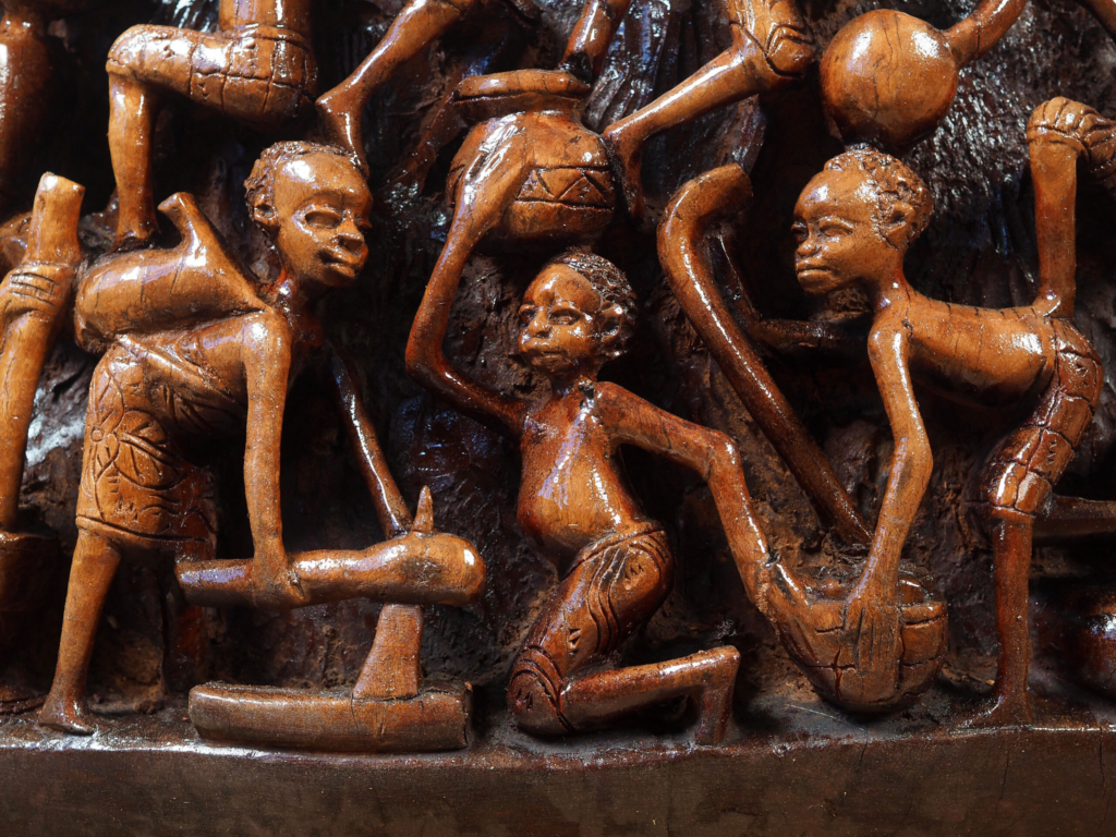 Makonde 2 Armchair – Hand-Carved African Hardwood Tribal Art Furniture for Luxury Dubai
