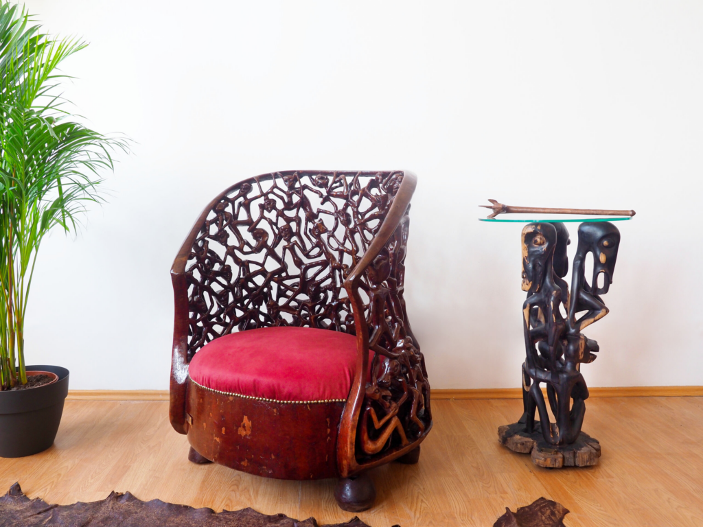 WANDA Sculptural Armchair – Luxury Hand-Carved Art Chair for Dubai Interiors