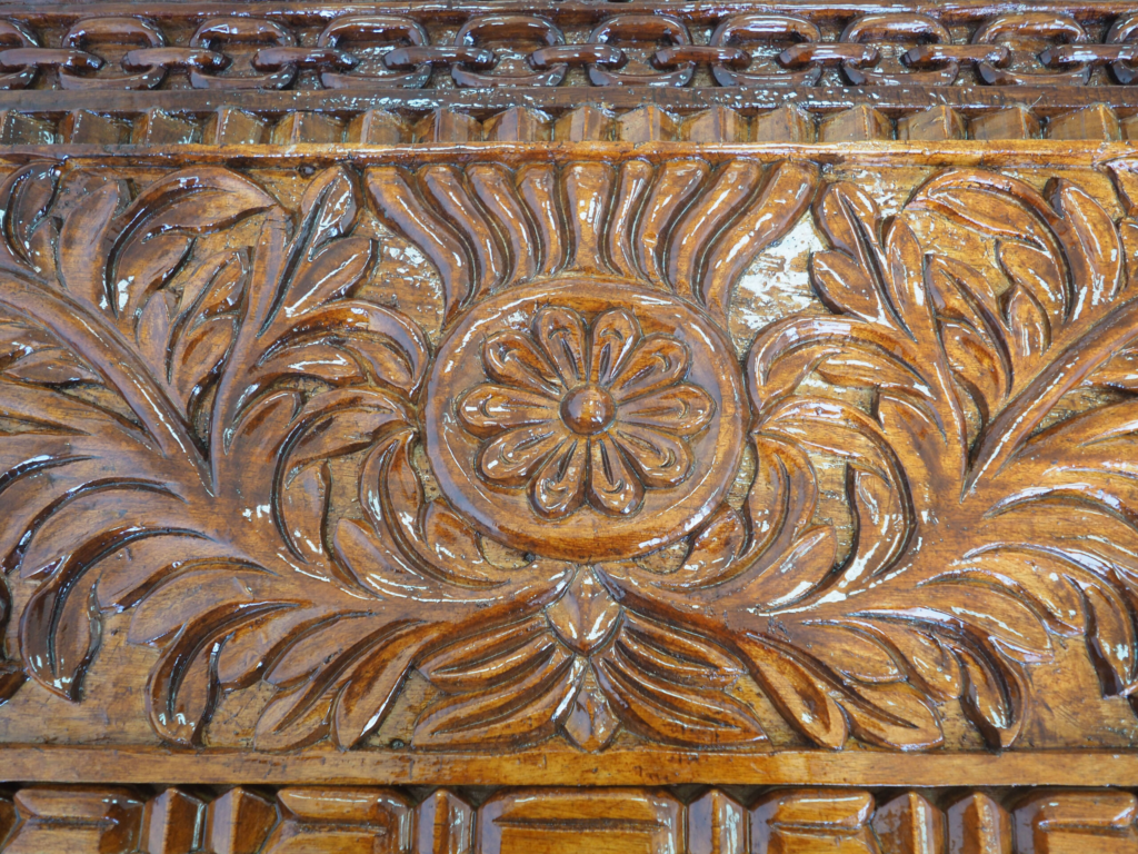 Zanzibar Dark Mongongo Dining Table – Luxury Hand-Carved Art for Dubai Interiors