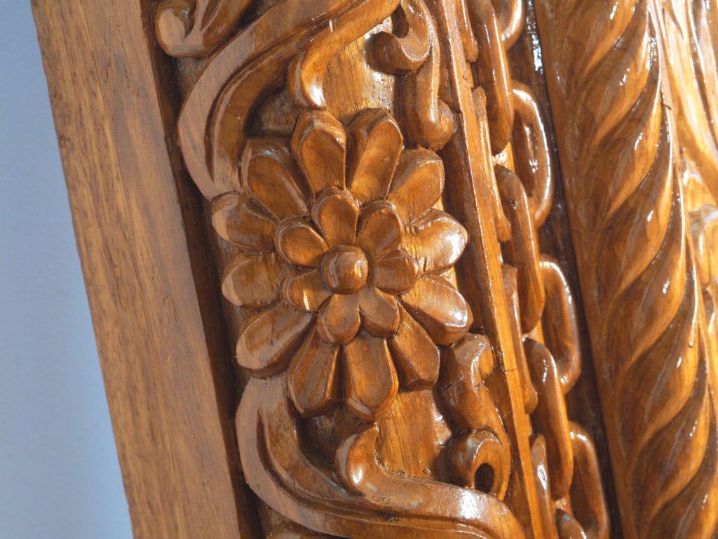 Zanzibar Royal Carved Frame – Luxury Handcrafted Mongongo Wood Art for Dubai Interiors