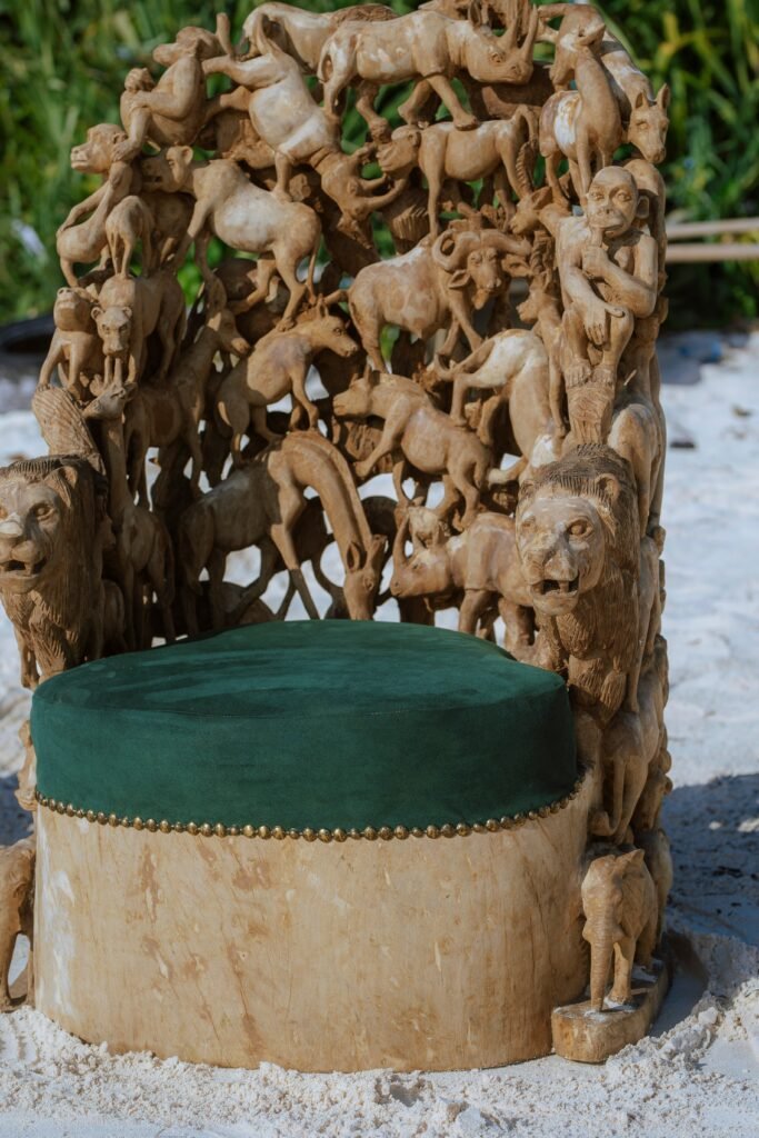 Wildlife Sculptural Throne Chair – Luxury Hand-Carved Masterpiece for Dubai Interiors