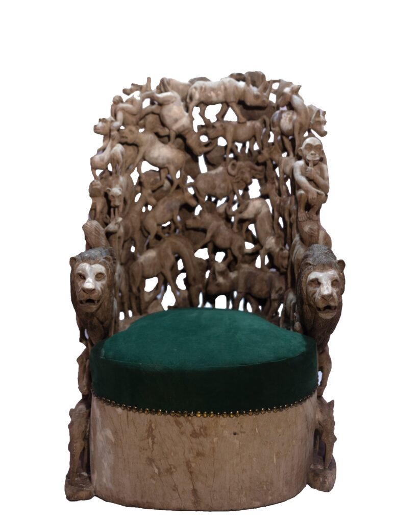 Wildlife Sculptural Throne Chair – Luxury Hand-Carved Masterpiece for Dubai Interiors